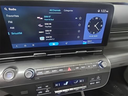 Certified 2025 Hyundai Kona SEL image 24