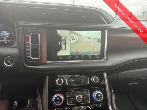Used 2023 GMC Yukon Denali Ultimate image 23