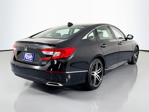 Certified 2021 Honda Accord Touring image 5
