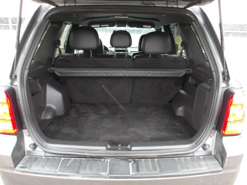 Used 2011 Ford Escape Limited image 24