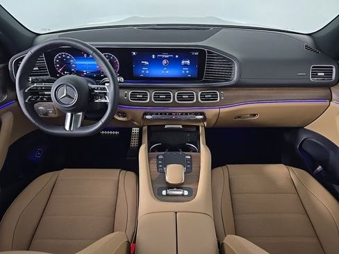 New 2026 Mercedes-Benz GLS 450 4MATIC image 30