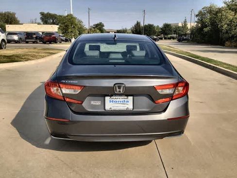 Certified 2018 Honda Accord EX-L image 6