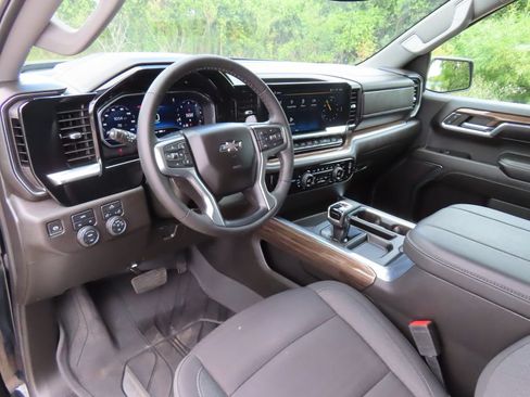 Used 2024 Chevrolet Silverado 1500 RST w/ LPO, Liner Protection Package AWD/4WD image 27
