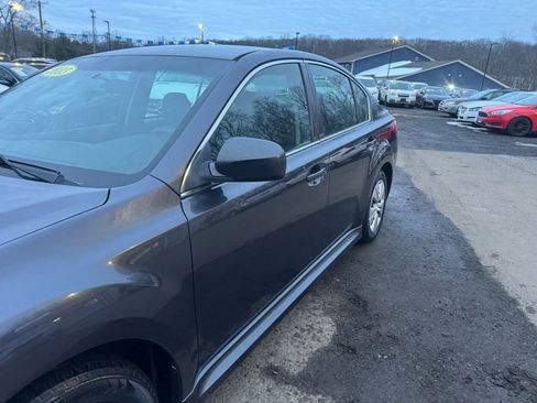 Used 2013 Subaru Legacy 2.5i image 11