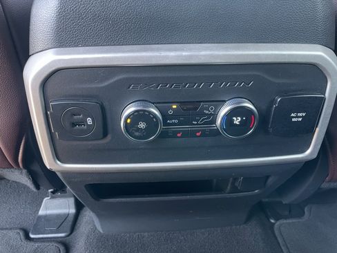 Used 2023 Ford Expedition Limited image 63