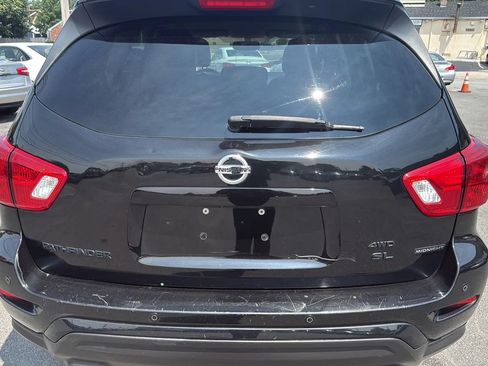 Used 2018 Nissan Pathfinder SL w/ Midnight Edition Package AWD/4WD image 8