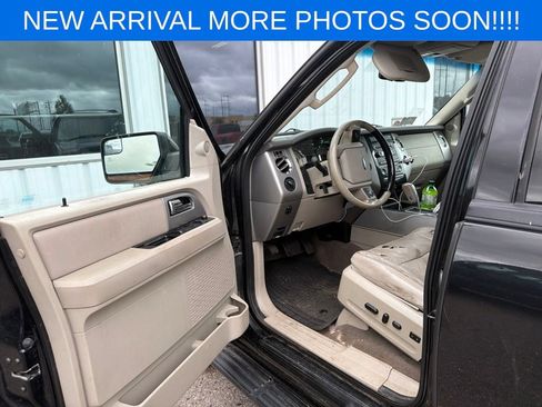 Used 2012 Ford Expedition Limited AWD/4WD image 12