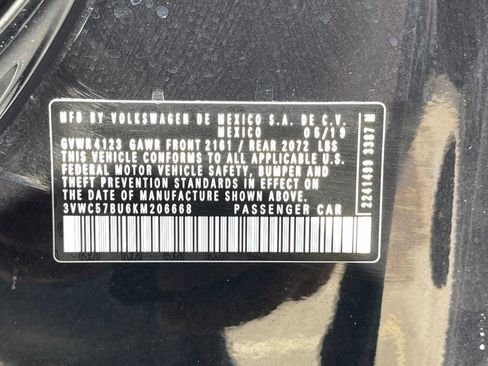 Used 2019 Volkswagen Jetta SE w/ Cold Weather Package FWD image 33