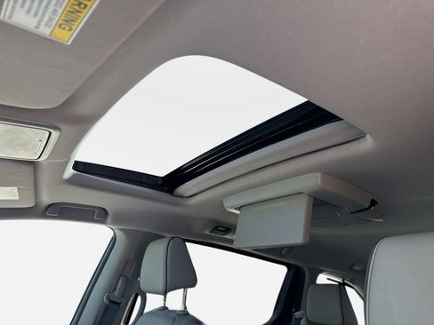 Used 2023 Honda Odyssey Elite image 23