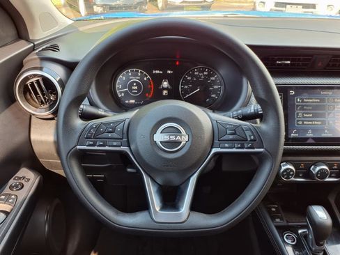 Certified 2024 Nissan Kicks SV image 15