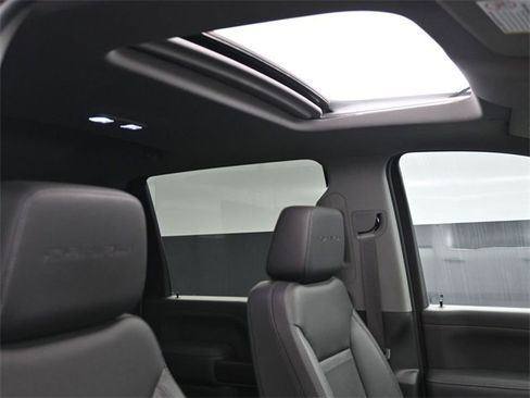 Used 2022 GMC Sierra 2500 Denali w/ Denali Ultimate Package image 13