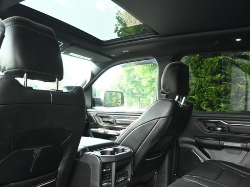 Used 2022 RAM 1500 Limited AWD/4WD image 7