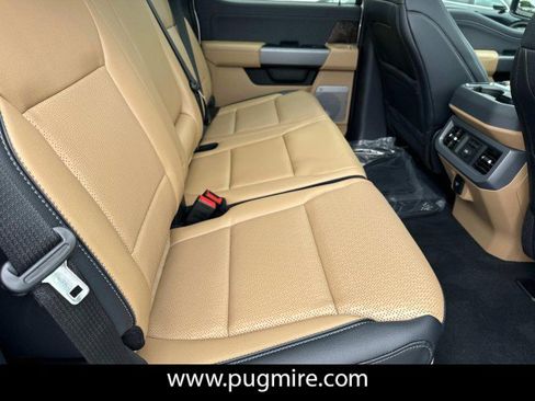 New 2025 Ford F250 Lariat w/ Chrome Package image 14