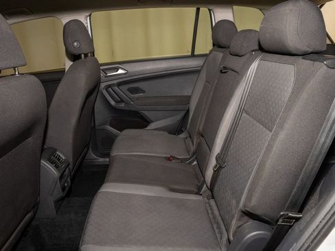 Used 2018 Volkswagen Tiguan S w/ Front Fog Lights Package image 8