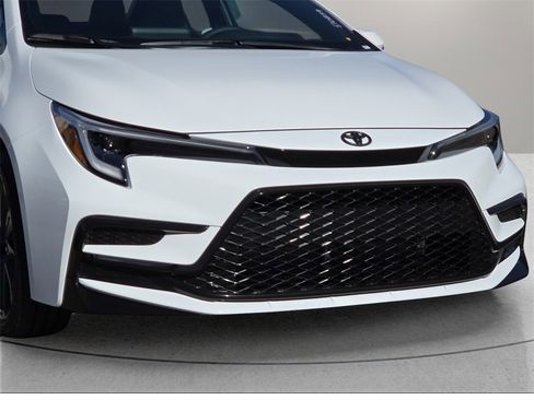 New 2026 Toyota Corolla SE image 7