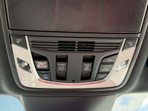 Used 2023 Acura MDX A-Spec image 27