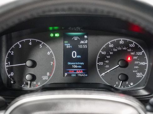 Certified 2025 Toyota Corolla SE FWD image 25