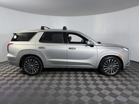 Used 2023 Hyundai Palisade Calligraphy FWD image 7