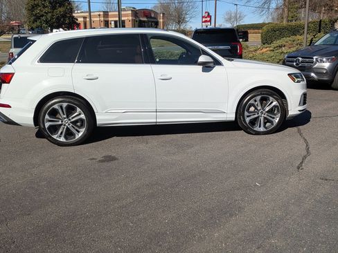 Used 2021 Audi Q7 3.0T Prestige w/ Prestige Package image 2