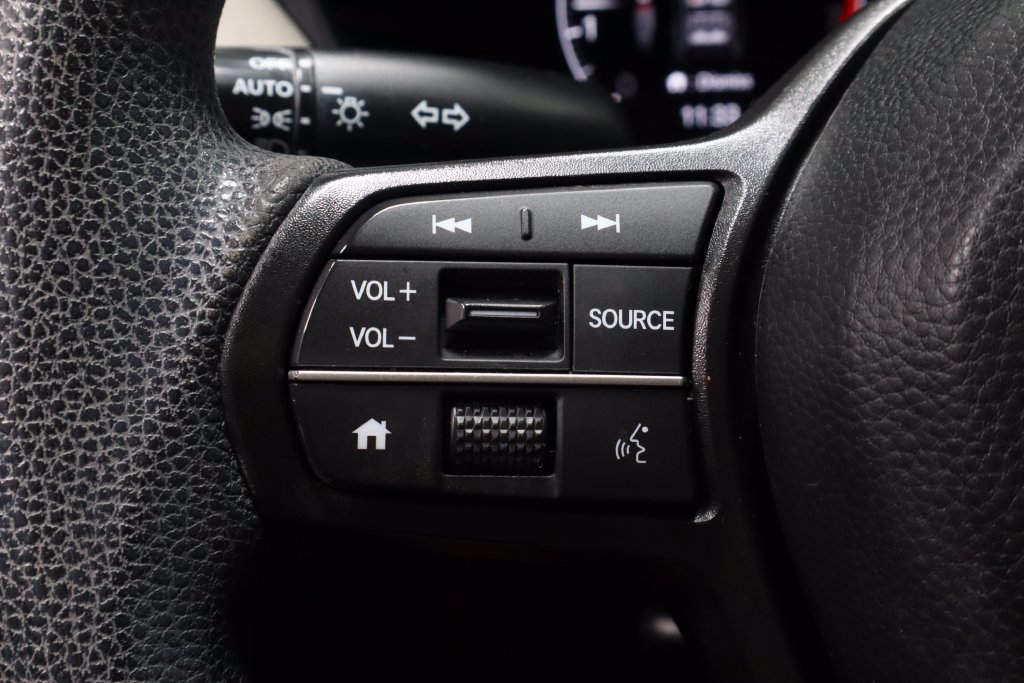 Used 2024 Honda HR-V LX image 26