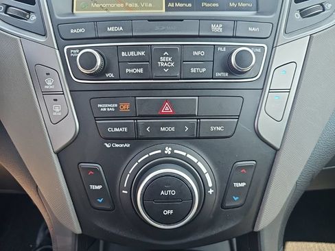 Used 2017 Hyundai Santa Fe Sport w/ 2.4L Tech Package 04 AWD/4WD image 20