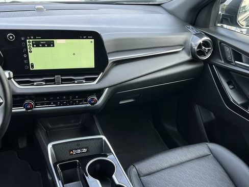 Used 2025 Chevrolet Equinox LT w/ Convenience Package II AWD/4WD image 33