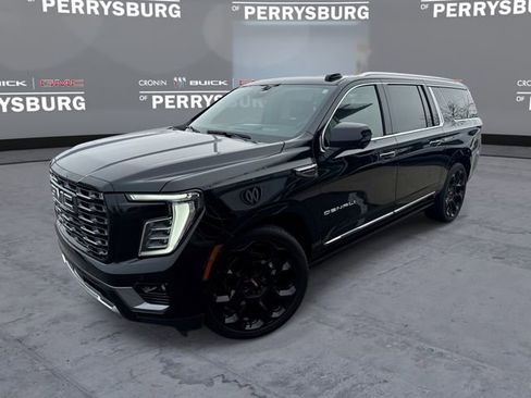 Certified 2025 GMC Yukon XL Denali Ultimate w/ LPO, Floor Liner Package AWD/4WD image 1