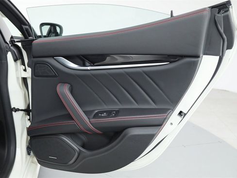 Certified 2024 Maserati Ghibli Modena Ultima Q4 image 18