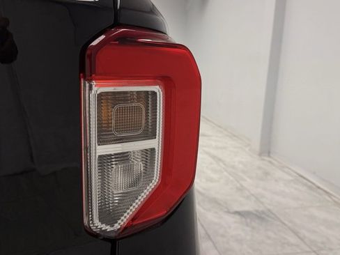 Used 2023 Ford Explorer XLT w/ Equipment Group 202A image 17