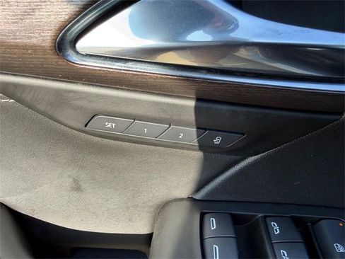 Certified 2023 Buick Envision Avenir image 19