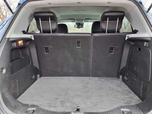 Used 2020 Chevrolet Trax LT w/ LT Convenience Package image 18