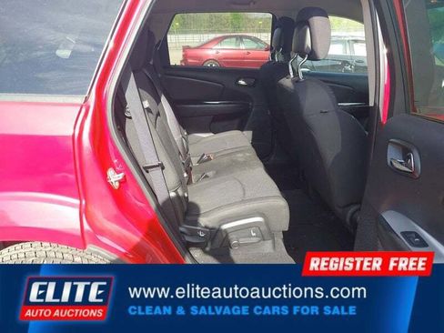 Used 2018 Dodge Journey SXT w/ Connectivity Group FWD image 16