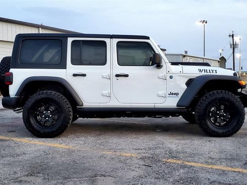 New 2025 Jeep Wrangler Willys 4xe image 4