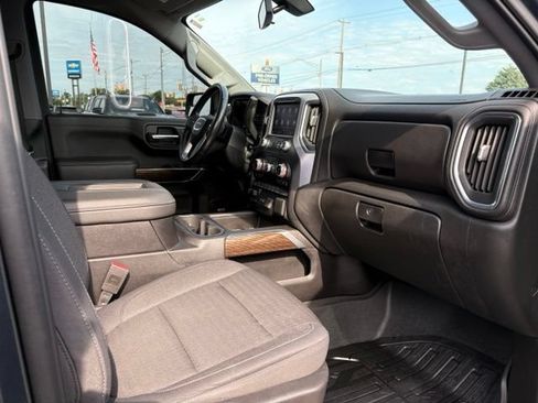 Used 2020 GMC Sierra 1500 Elevation w/ Elevation Value Package AWD/4WD image 12