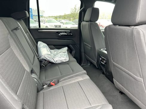 New 2026 Chevrolet Suburban LS w/ Max Trailering Package AWD/4WD image 17