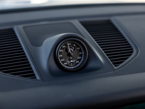 New 2026 Porsche Macan S image 53