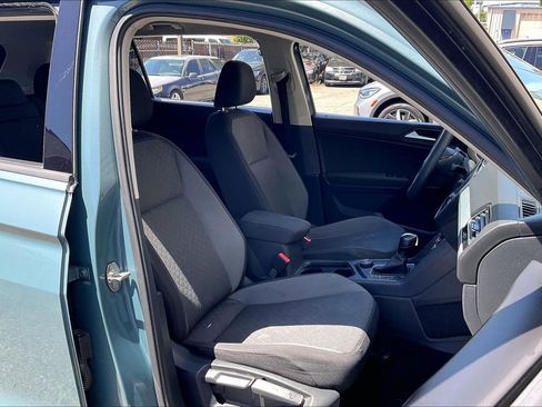 Used 2019 Volkswagen Tiguan S AWD/4WD image 6