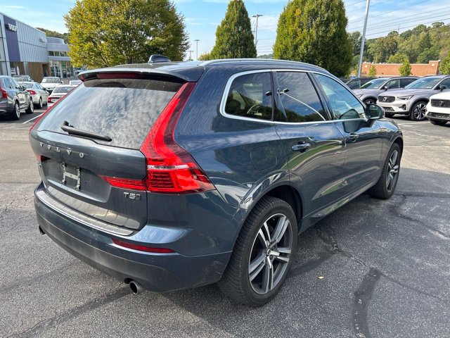 Used 2021 Volvo XC60 T5 Momentum w/ Premium Package AWD/4WD image 5