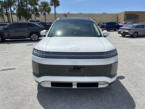 New 2026 Hyundai Ioniq 9 Limited image 8