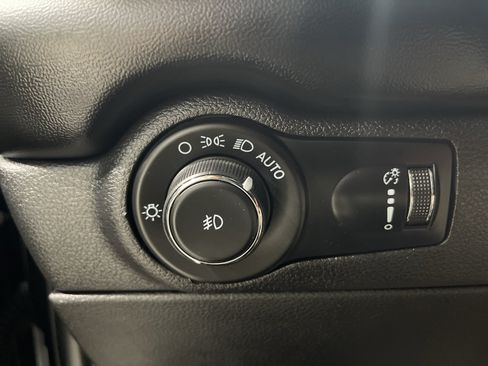 Used 2021 Dodge Durango GT AWD/4WD image 28