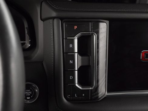 Used 2023 GMC Yukon XL Denali w/ Denali Reserve Package image 19