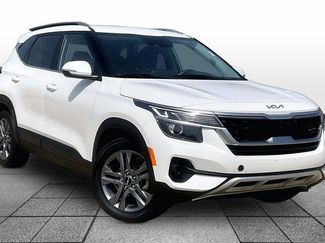 Used 2023 Kia Seltos S FWD video 2
