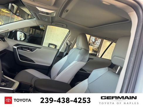 Used 2023 Toyota RAV4 Limited image 16