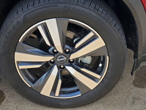 Used 2023 Nissan Rogue SL w/ SL Premium Package AWD/4WD image 9