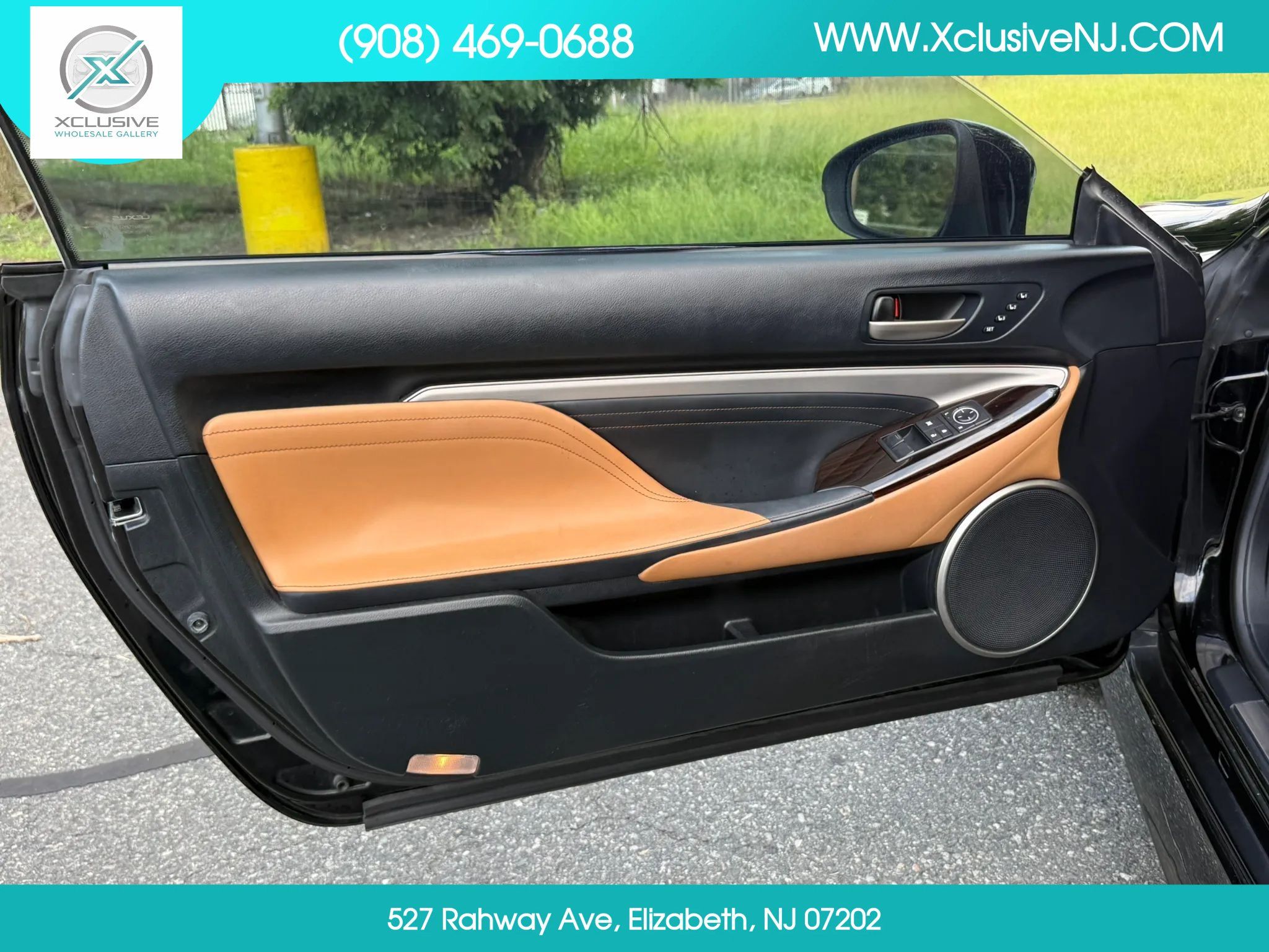 Used 2015 Lexus RC 350 w/ Luxury Package RWD image 7