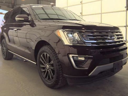 Used 2021 Ford Expedition Limited AWD/4WD image 2