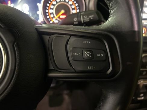 Used 2022 Jeep Wrangler Sport AWD/4WD image 14