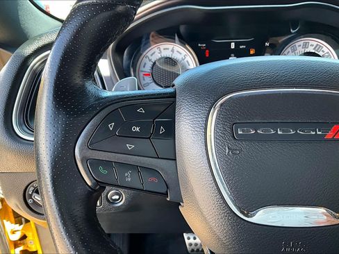 Used 2017 Dodge Challenger R/T w/ Quick Order Package 28P T/A RWD image 22