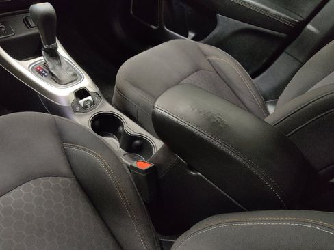 Used 2018 Jeep Compass Sport w/ Tech Group FWD image 26