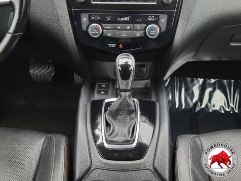 Used 2021 Nissan Rogue Sport SL w/ Premium Package AWD/4WD image 23